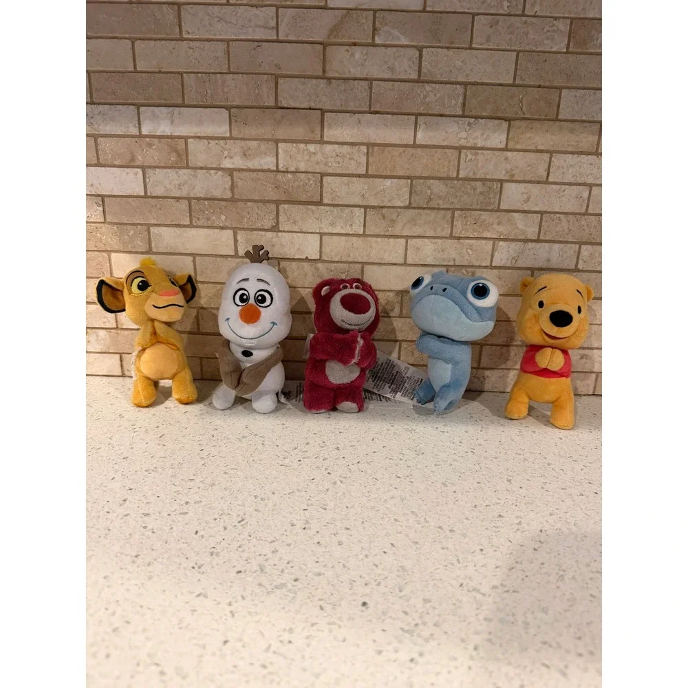Magnet Hands Plush Pal Mini Simba, Olaf, Lotso, Bruni,Winnie the Pooh